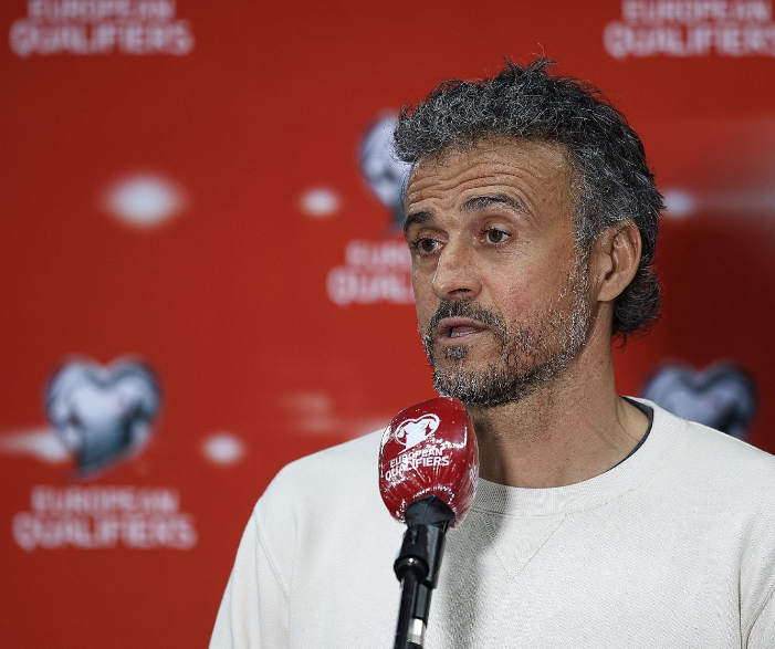 <a href='/news/tag/263.html' style='color: blue;'>法甲</a>第14輪：巴黎圣日耳曼失利，恩里克深度剖析賽況