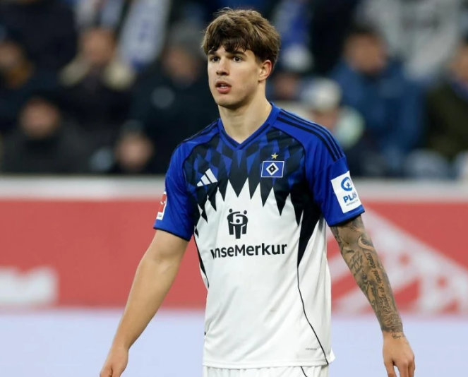 18歲中衛(wèi)武什科維奇獲拜仁關注，發(fā)展?jié)摿κ懿毮? width=